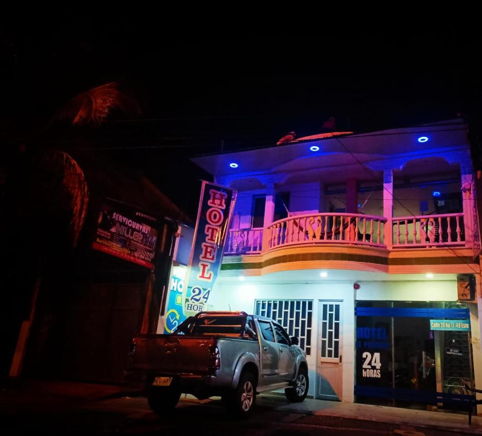 Hotel El Paisano Villavicencio Buitenkant foto